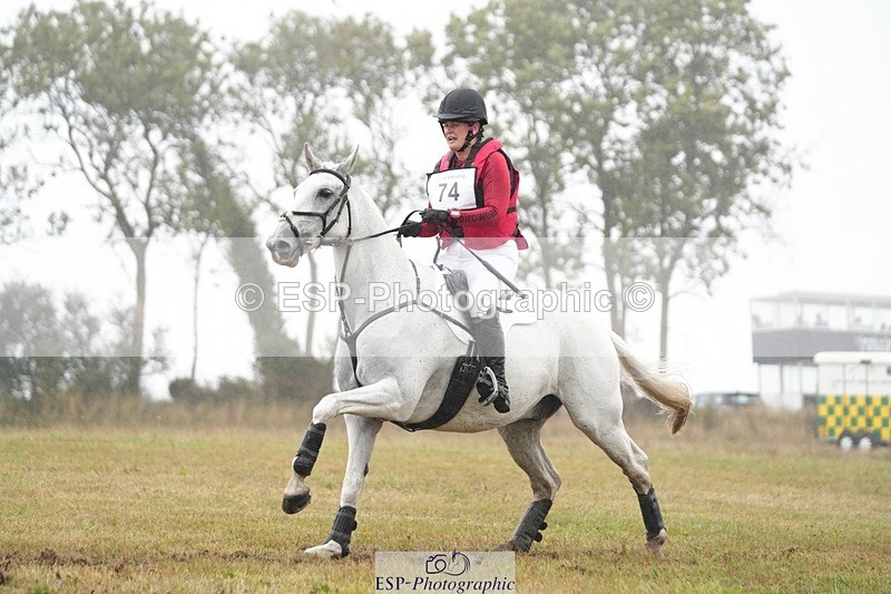 250830-132446-02833 - B-074-Chloe.Chamulewicz