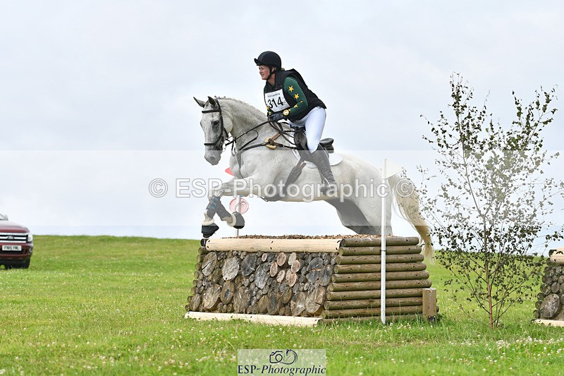 240804-110902-11698 - 314-Caroline_Allan-POLDORY_MAKER'S_MARK