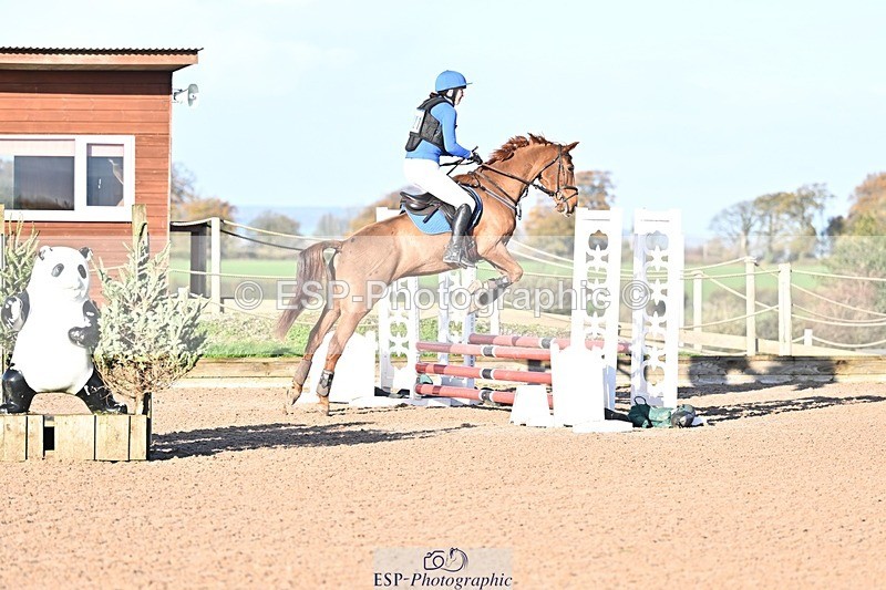 251102-090721-00015 - 70cm