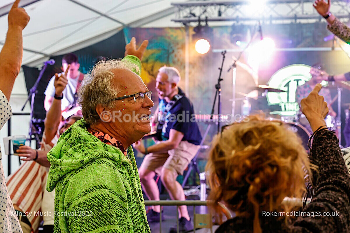 _MGL7533 - MINETY 2025