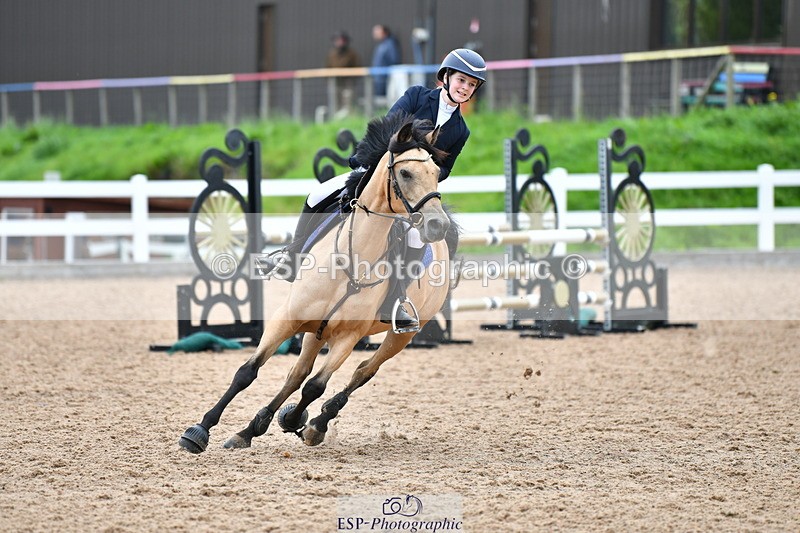 230819A-111142-00305 - Cls 24 Pony Discovery & 90cm Open