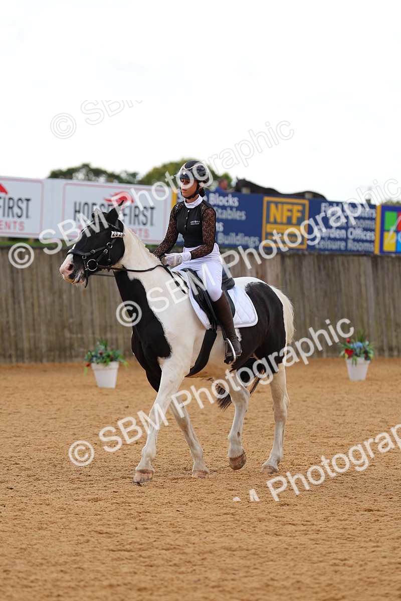 SBM_43874 - D6 - Small Tour Championship - Intro C