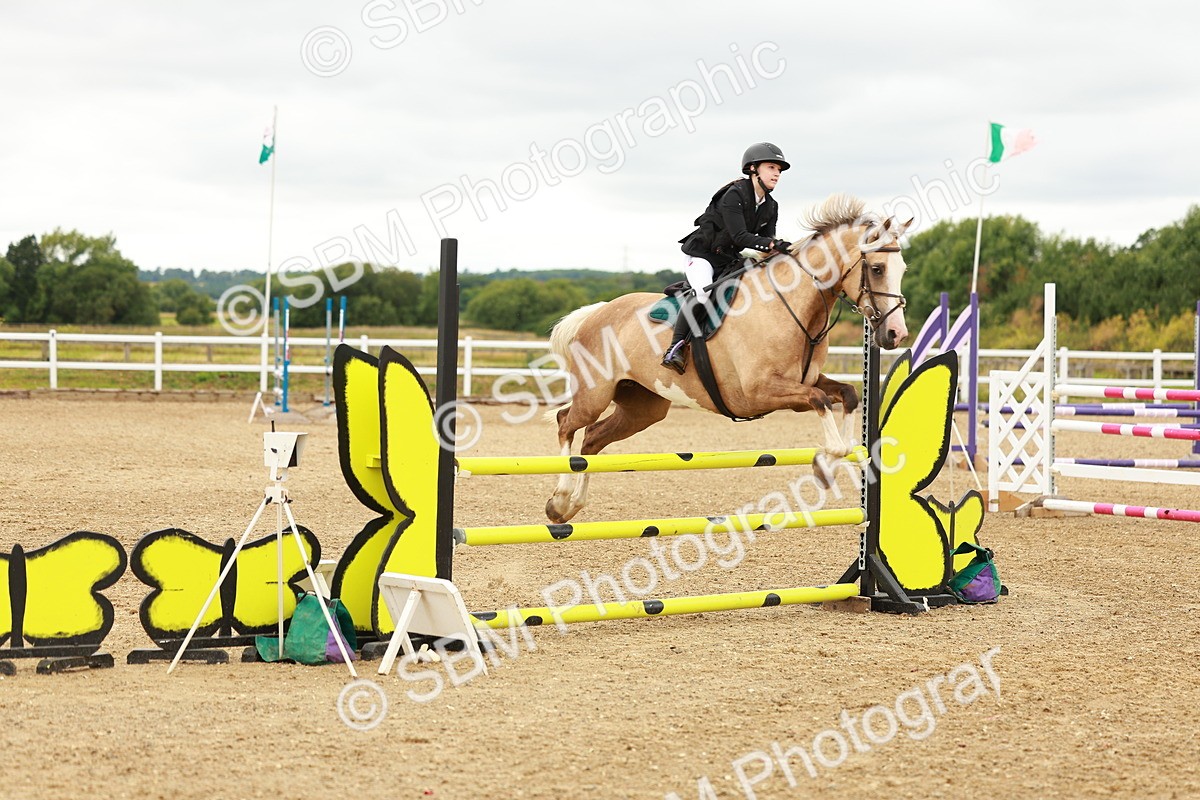 SBM_001605 - Class 9 - Senior British Novice - 90cm