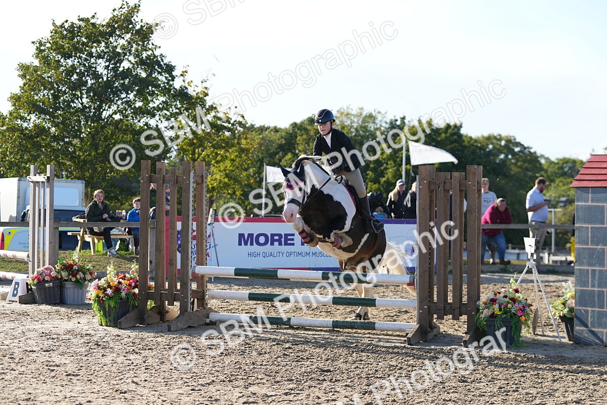 SBM_53669 - J8 - Junior Pony 65cm Championship