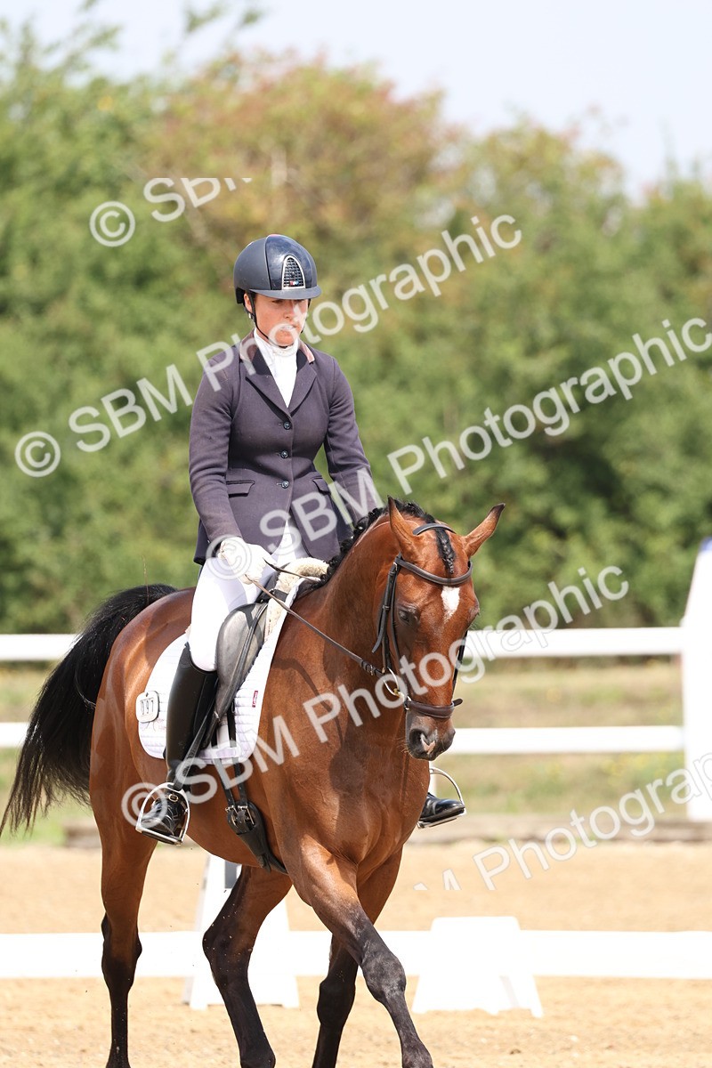 SBM_006153 - Class 6 - novice 6 - 11.50-12.46
