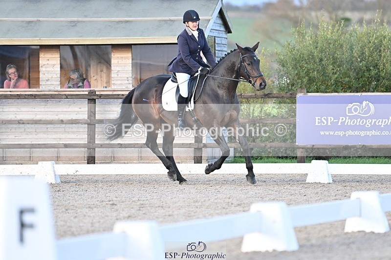 231105-161026-04048 - Cls 4 Novice 24 15.24 to 16.35 break