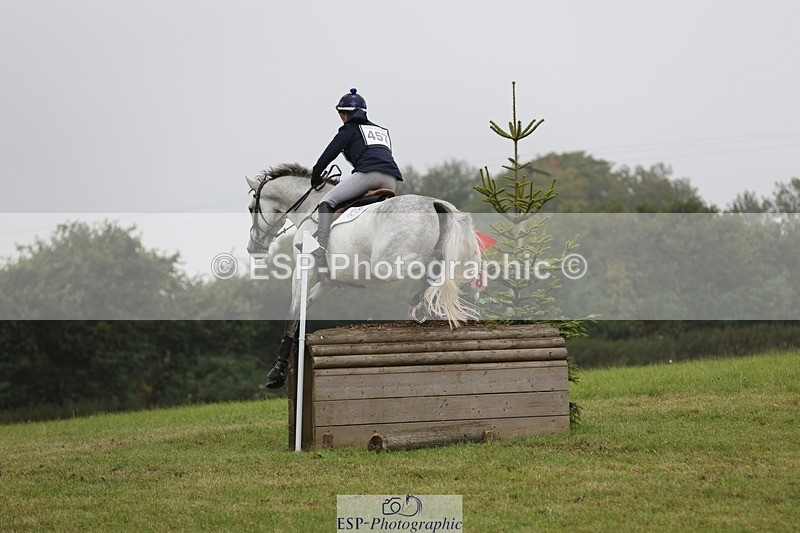 240901A-112346-06256 - 457-Valentine.Emsens-UNSTOPPABLE.VAN.'T.CRAEYNEST.Z