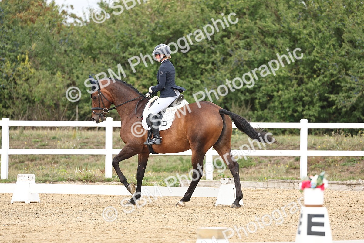 SBM_002555 - Class 7 - Novice 2 Warm Up