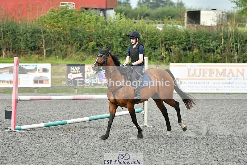 230817-091835-00145 - Theo's 1st Group - Arena