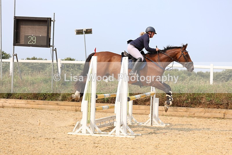 3E7A1524 - Class 4: Senior British Novice/90cm open