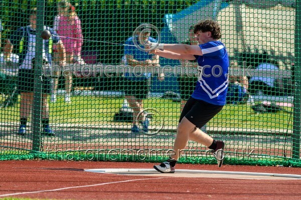 Age25SAT-926663 - Field Male