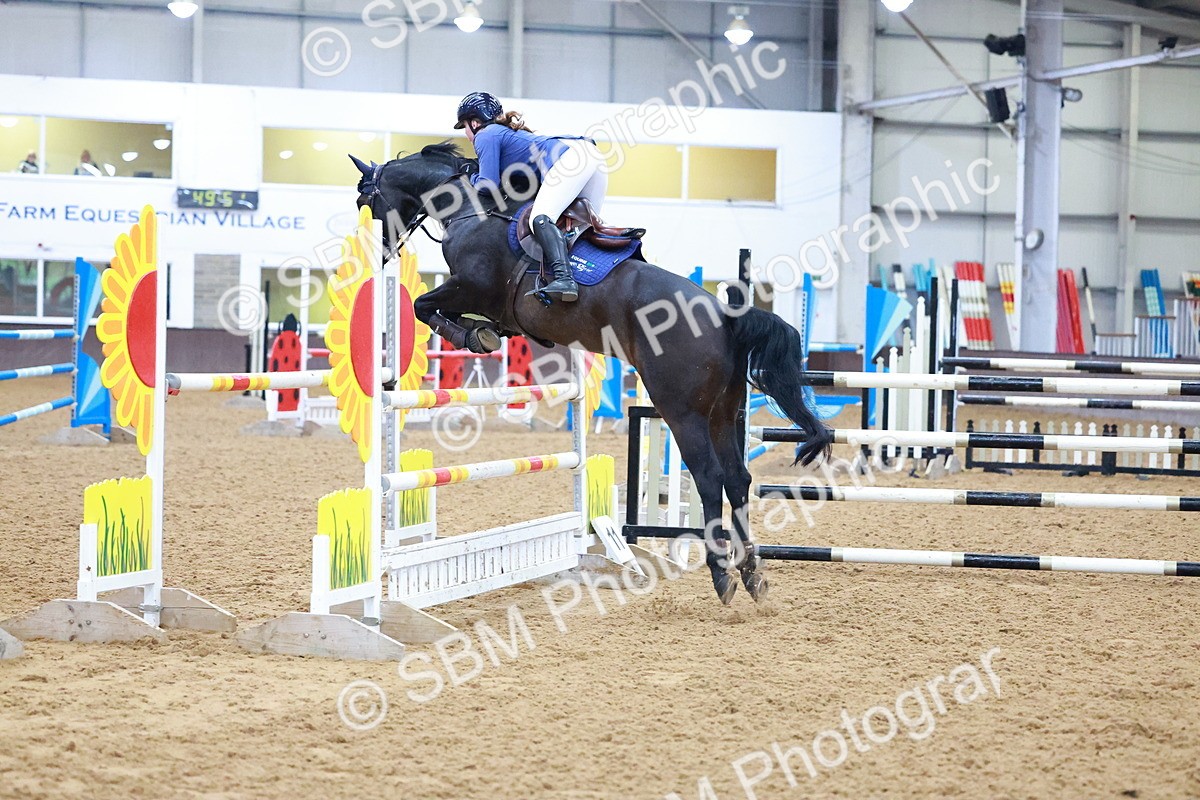 SBM_002006 - Class 5 - Senior Foxhunter 1.20m