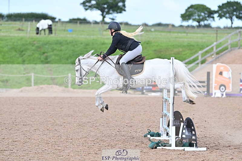 240628A-175634-01753 - Cls 6 Springboard 128cm + 138cm