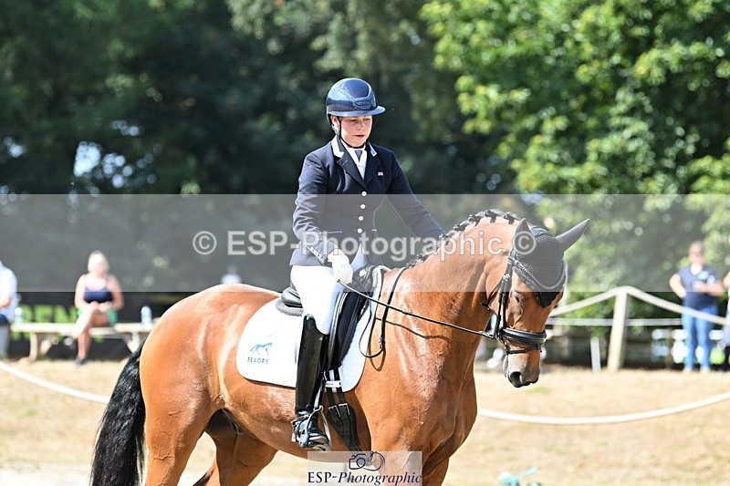 250810A-111026-05770 - 071-Abbie.NewburySeagry.Viceroy