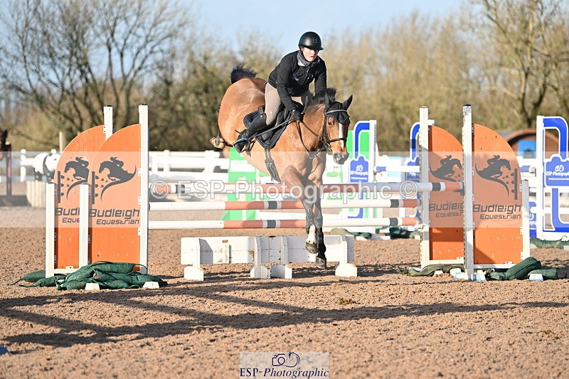 231210A-134324-02664 - Cls 20 Newcomers & 1.10m Open