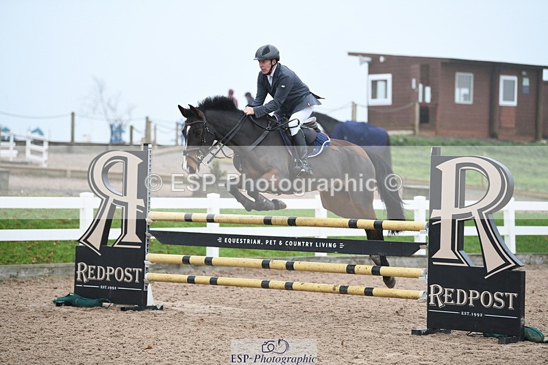 241103A-113149-07818 - SUN Cls 21 Snr Newcomers and 1.10m Open