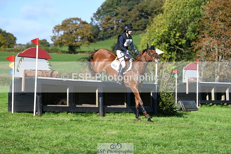 251024A-124246-11662 - B-139-Kirsty.Short