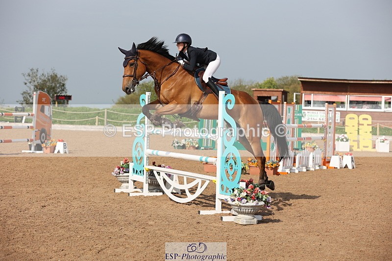 240511A-093033-11104 - Cls 32 Foxhunter