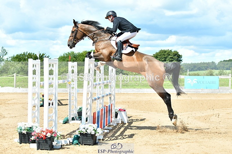 230720A-112921-02148 - Cls 5, 2 Star Medium 1.35m