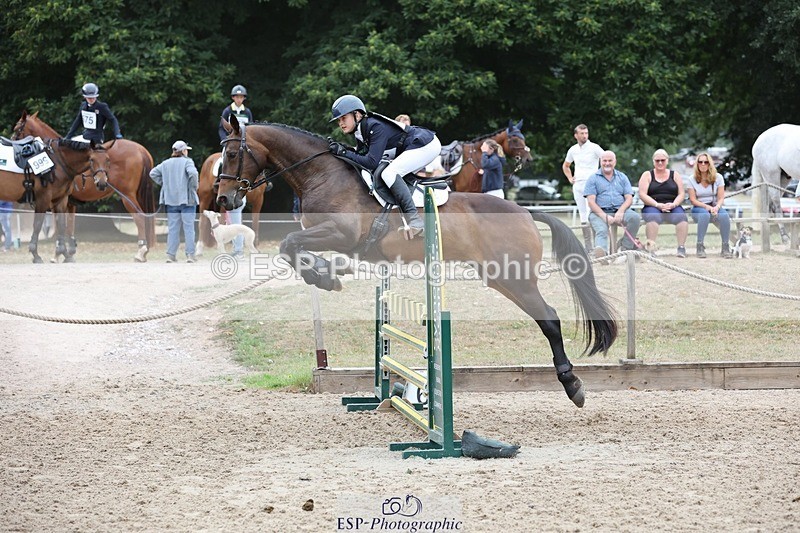 250803A-115542-12564 - M-553-Beatrice.Hayman-Joyce-ICONIC