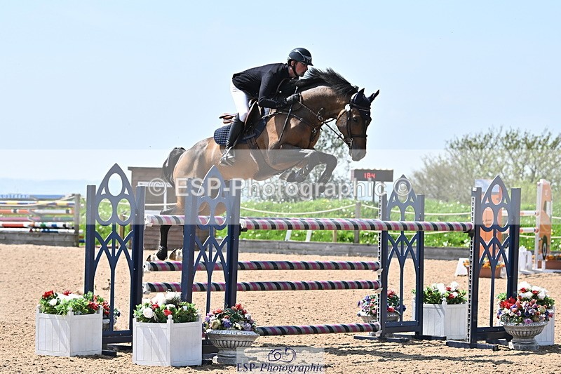 240509A-133252-02079 - Cls 10 National 1.30m Open