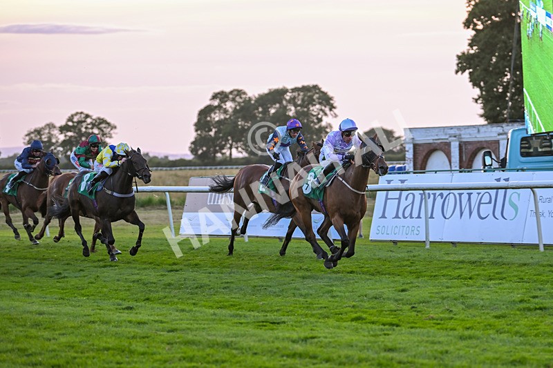 160824-Race 7-Utilis-9937 - Race 7