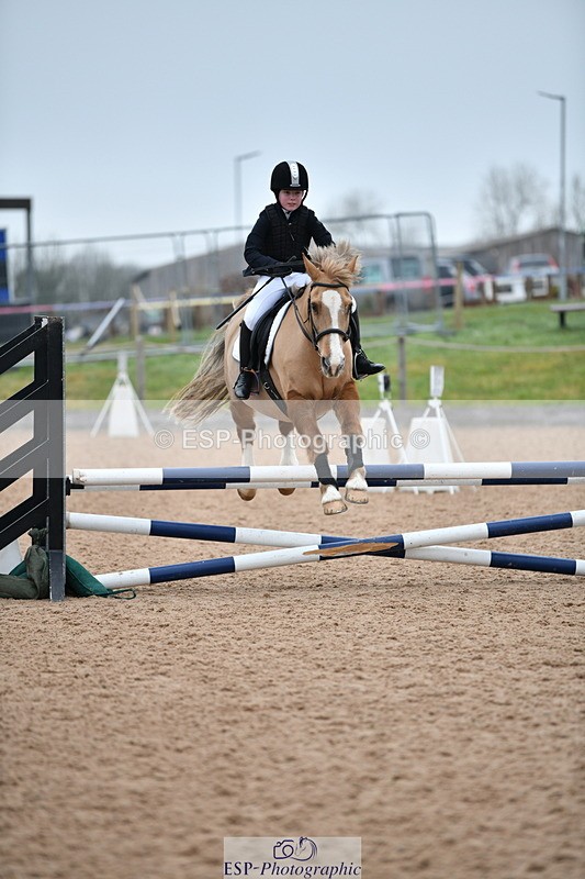 240128A-111518-00630 - Cls 14+15 Club and Schools 70cm