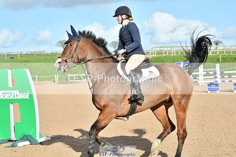 240306A-152213-02138 - Cls 5 Foxhunter and 1.20m Open