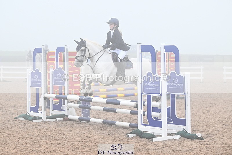 240907A-092912-00122 - Cls 1 Pony Intro 70cm