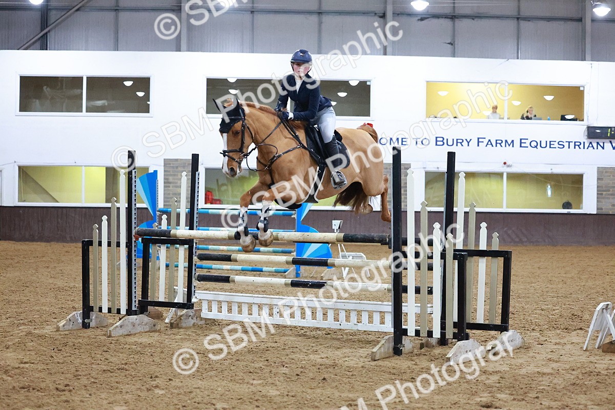 SBM_002401 - Class 5 - Senior Foxhunter 1.20m