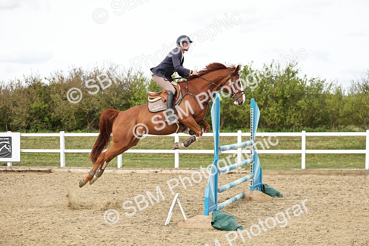 SBM_001585 - Class 5 -Senior Foxhunter - 1.20m