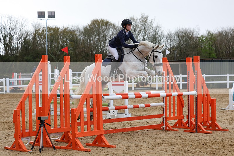 3E7A1517 - Class 6: Senior 1.05m