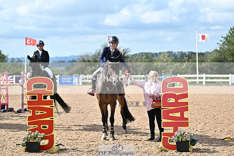 241005A-130111-03868 - SAT Cls 18 1.05m Amateur Jump Off and P