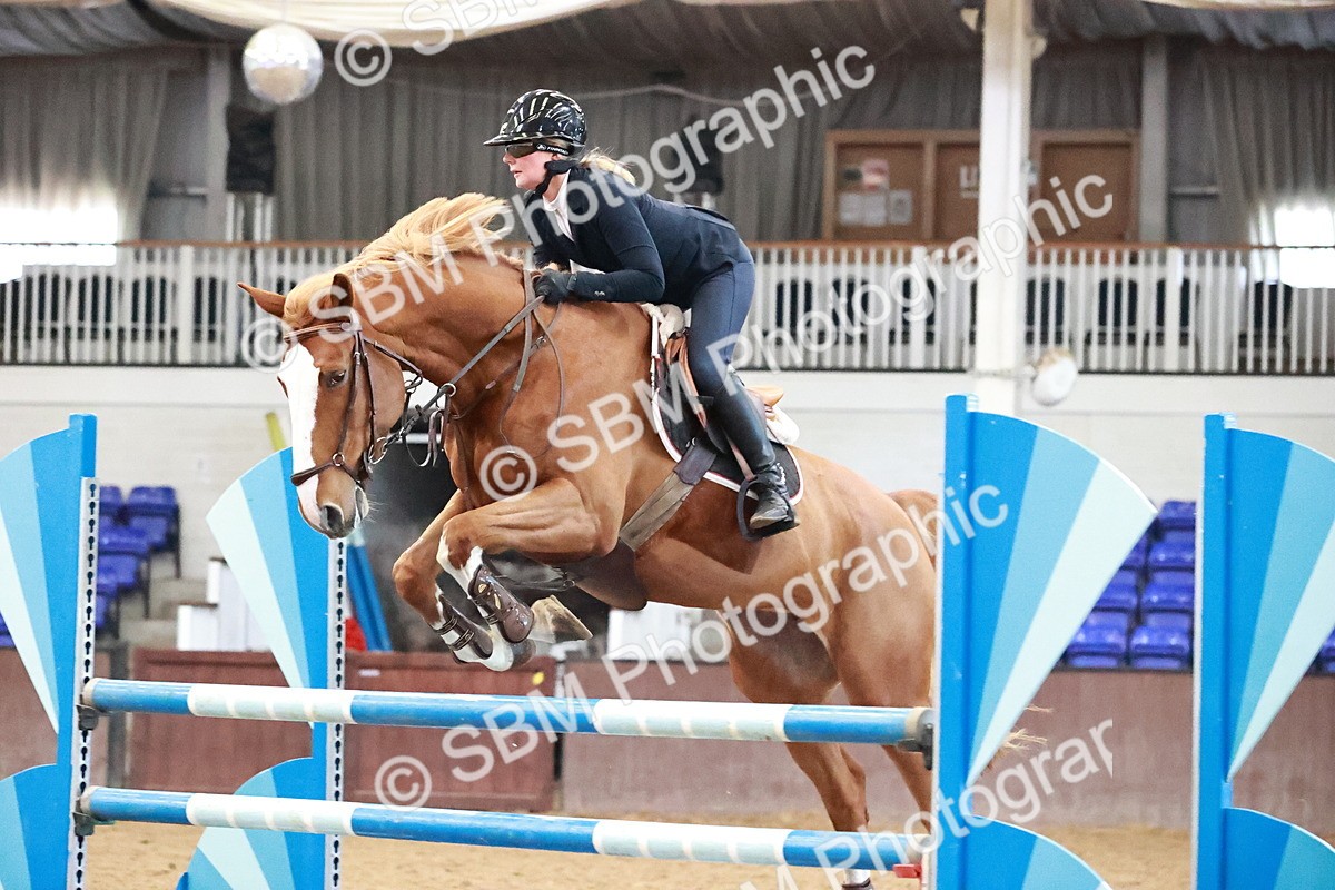 SBM_002967 - Class 11 - Senior Foxhunter 1.20m