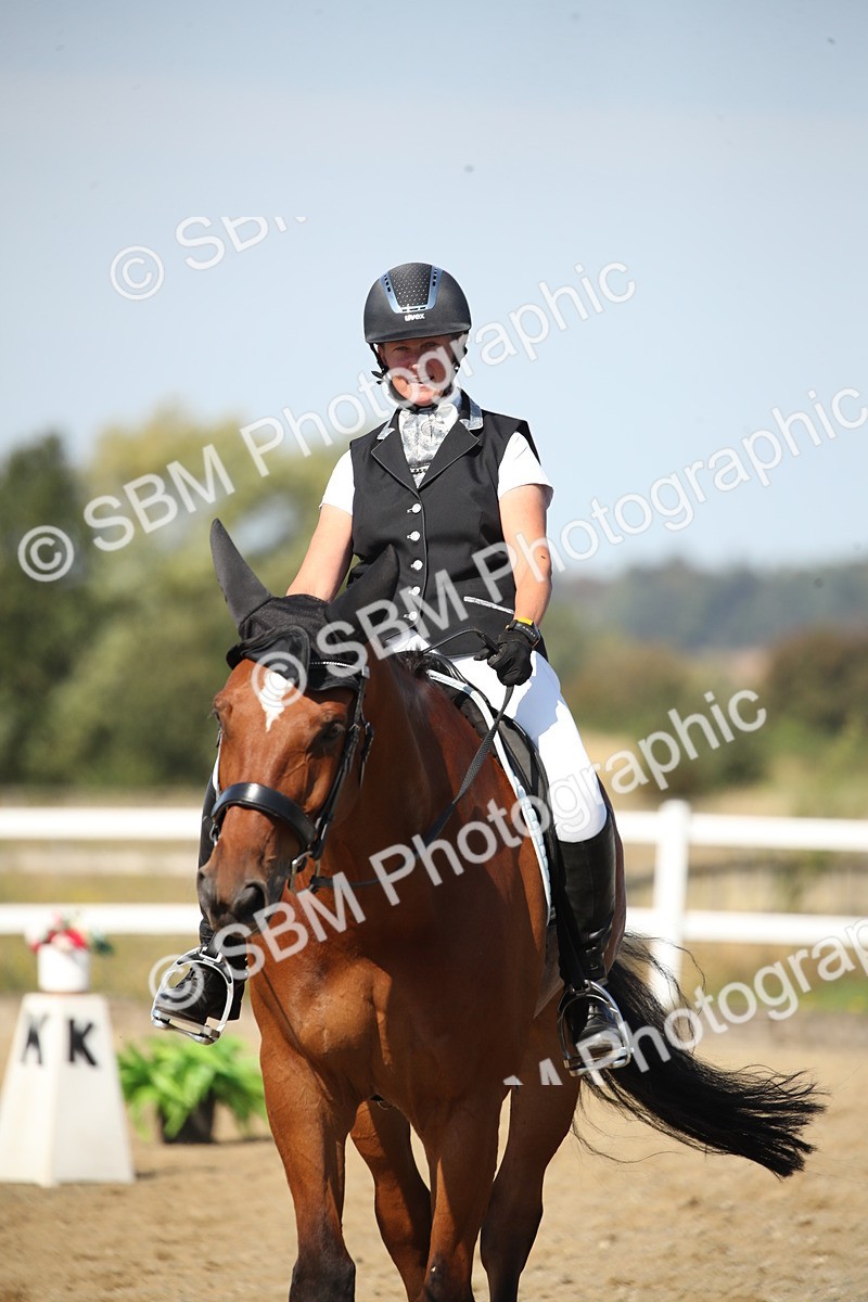SBM_004161 - Class 11 - Novice 5 - 10.24-11.20