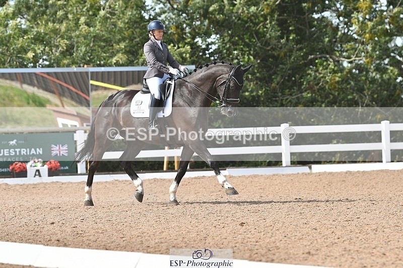 250906-140711-03097 - 058-Lucy.BakerLast.Dancer