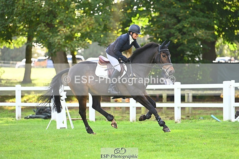 231020-115441-06667 - 129-TCH.TOP.LABEL-Janet.Clarke-SJ