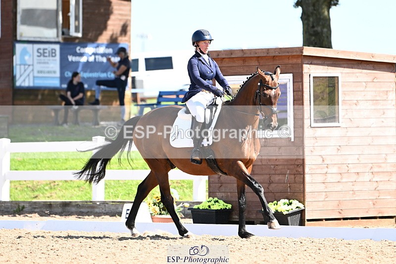 240816A-113543-04070 - 198-Lindsey.Cheffings-Prima