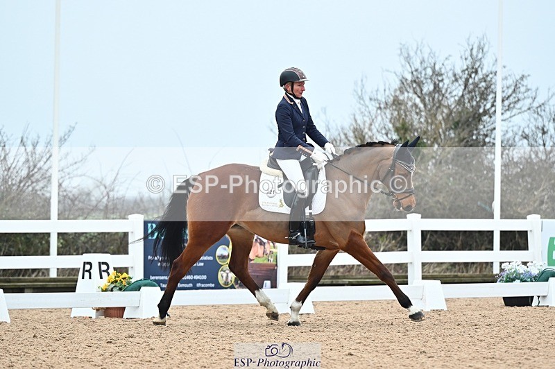 250214-104132-00861 - 221-Alice.Peternell-Noa.Le