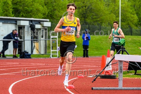 Opener25-925564 - Track Male