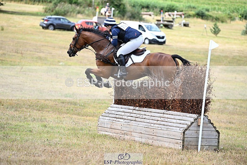 250803A-152313-16218 - P-714-Skye.Pleydell-Bouverie-SUPER.VISION