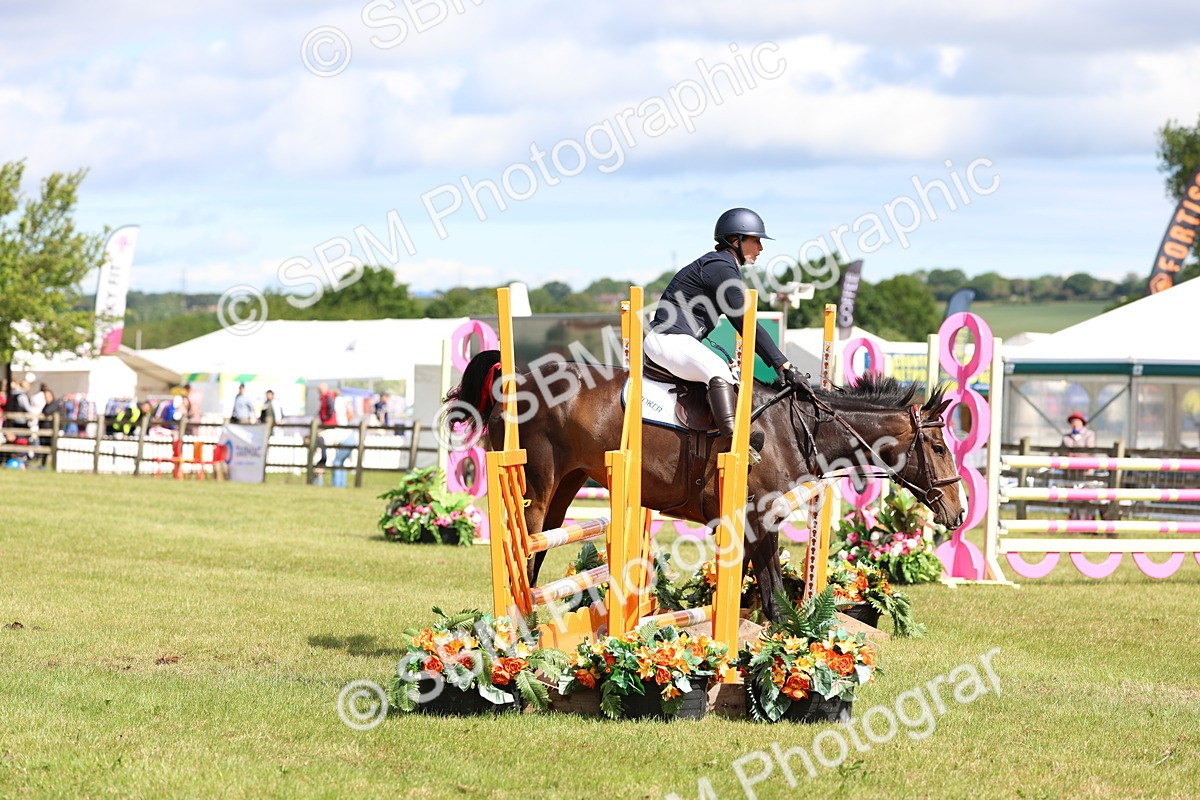 SBM_13526 - Class 206 - Senior Newcomers - 1.10m Open
