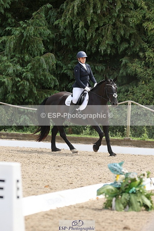 250718A-151021-02389 - 130-Nicole.Kerrison-Tallulah.Star