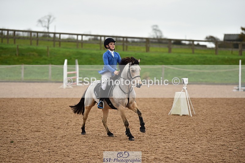 231118A-142600-03573 - Cls 27 Springboard 128cm & 138cm