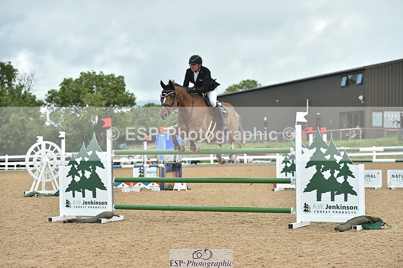 230723A-131906-12035 - Cls 24, 1 Star Gold 1.30m