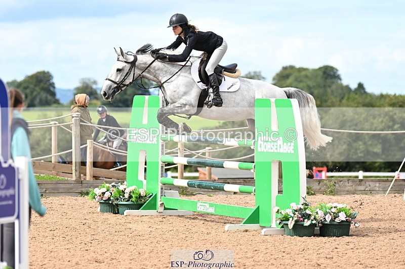 240912A-132517-01679 - Cls 4 Snr 1.20m Open