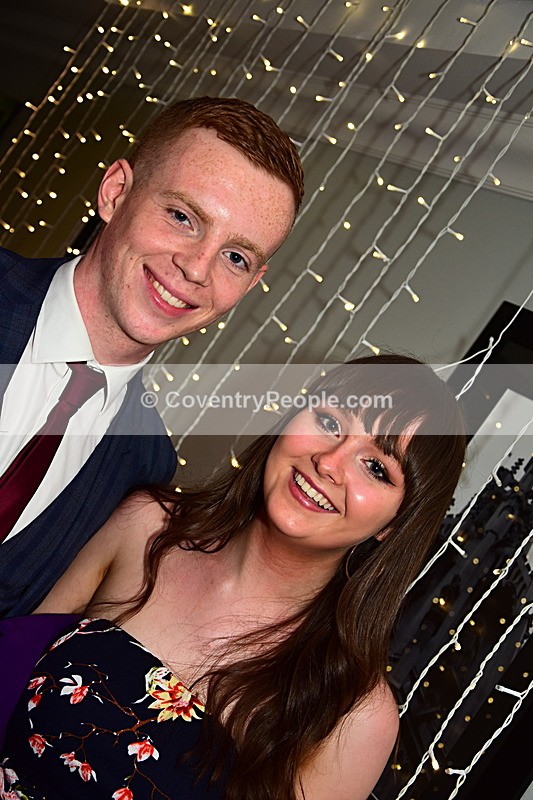 CON-1111 - Toni & Liam