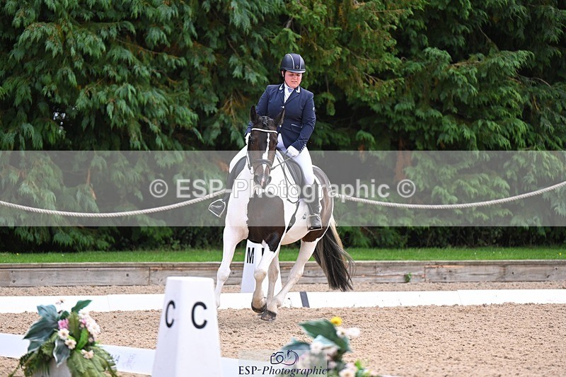 240809-115230-00615 - 228-Lauren.Picknett-Bonnie.V