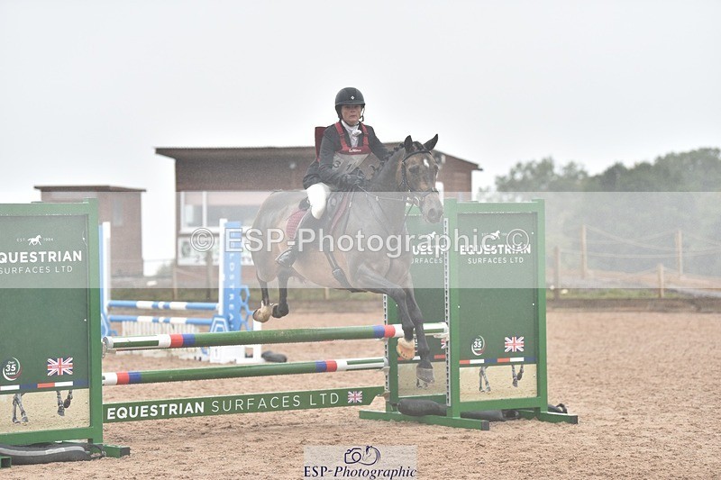 250830-135750-03386 - G-318-Jenny.Yate