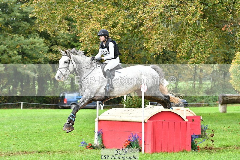 251025A-110550-17607 - E-382-Yasmin.Meredith